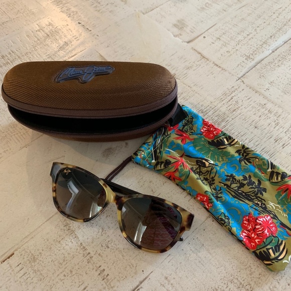 Maui Jim Accessories - Maui Jim Tortoise Shell Sunglasses